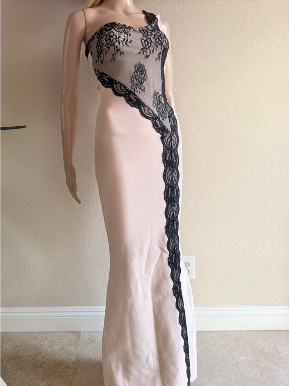 Women’s Blush Pink Slip Bandage Dress with Black Lace ( Tagged S but fits XS)